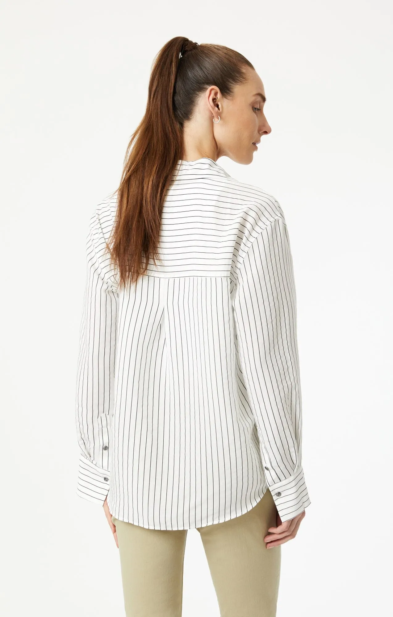 BUTTON-UP LONG SLEEVE SHIRT IN BLACK STRIPE