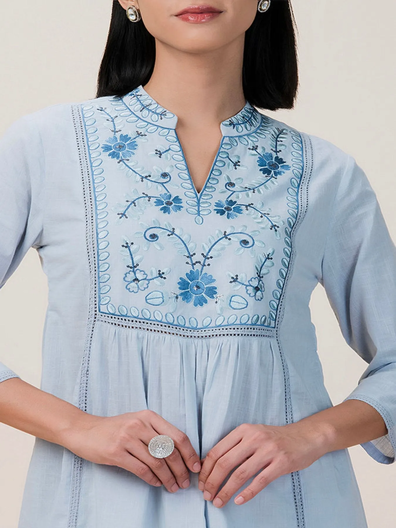 Frost Collared Short Tunic Plus Size