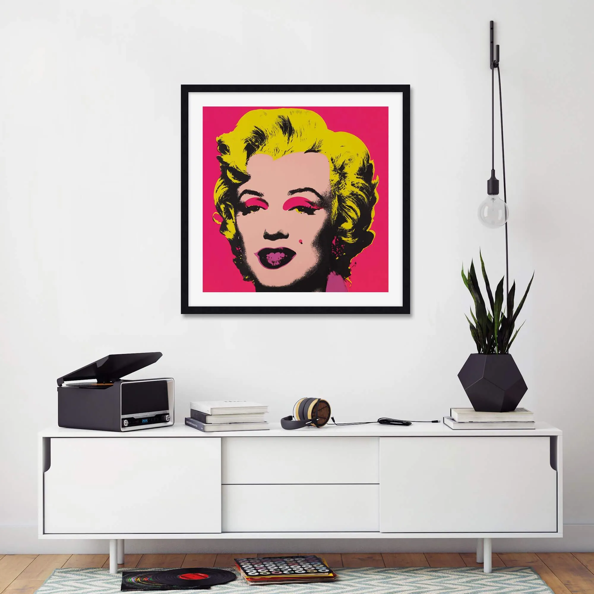 Marilyn Monroe Hot Pink