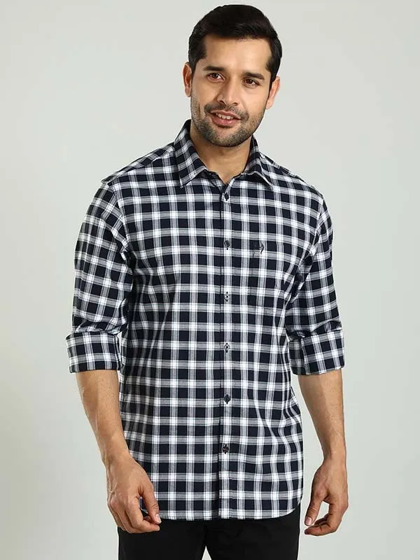 Men Checked Full Sleeve Cotton Shirt