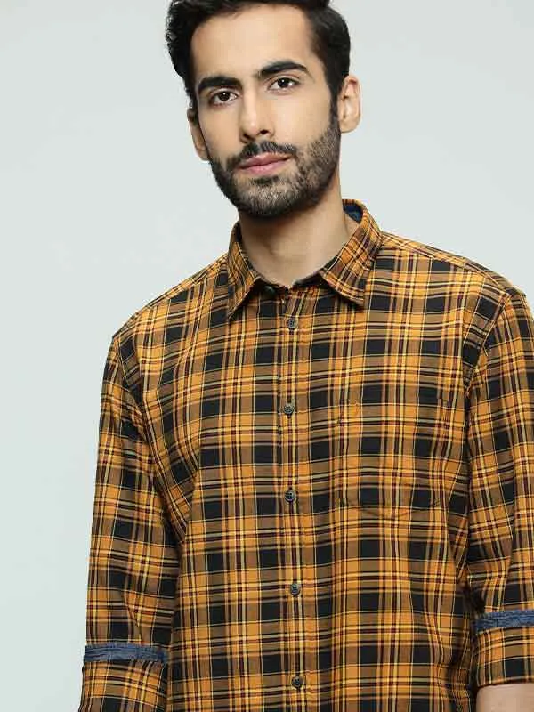 Men Checked Full Sleeve Cotton Shirt