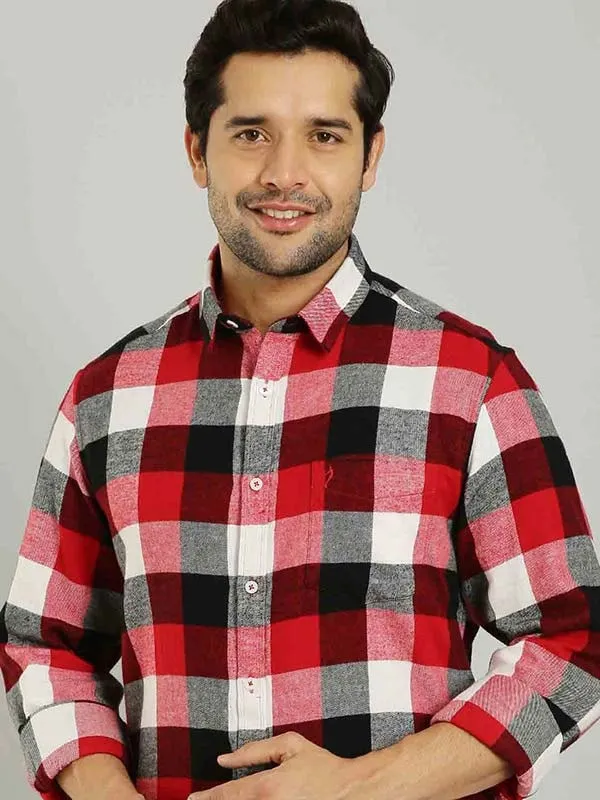 Men Checked Full Sleeve Cotton Shirt