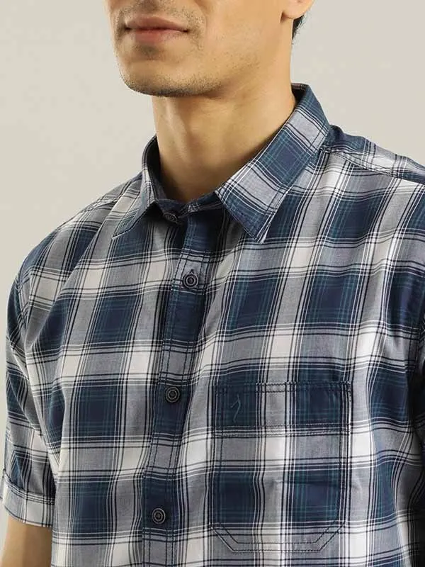 Men Checked Half Sleeve Cotton Blend Shirt